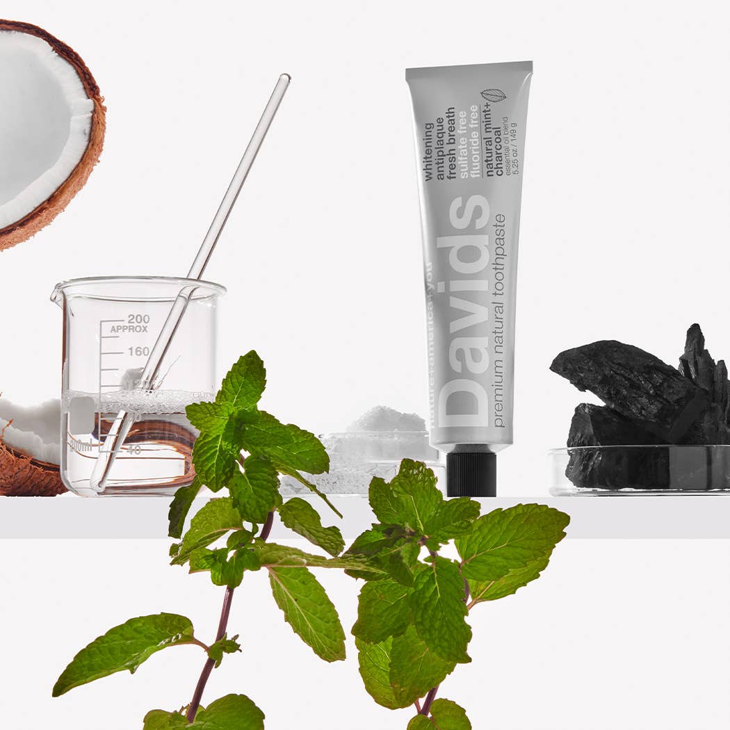 Davids Whitening+Antiplaque Toothpaste / Natural Mint+Charcoal