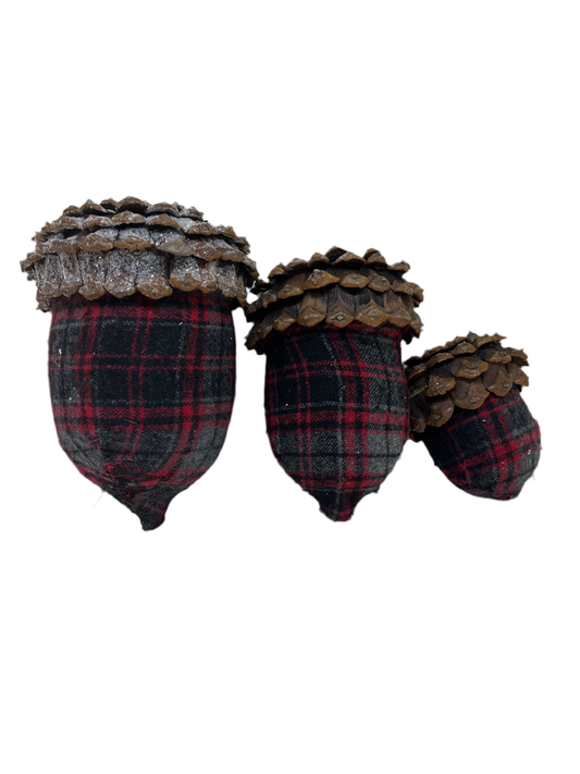 Plaid Pinecone